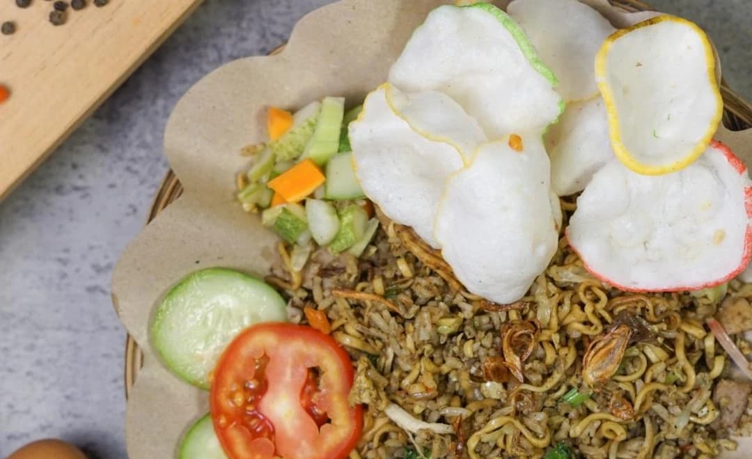 Mawut (Nasi dan Mie)